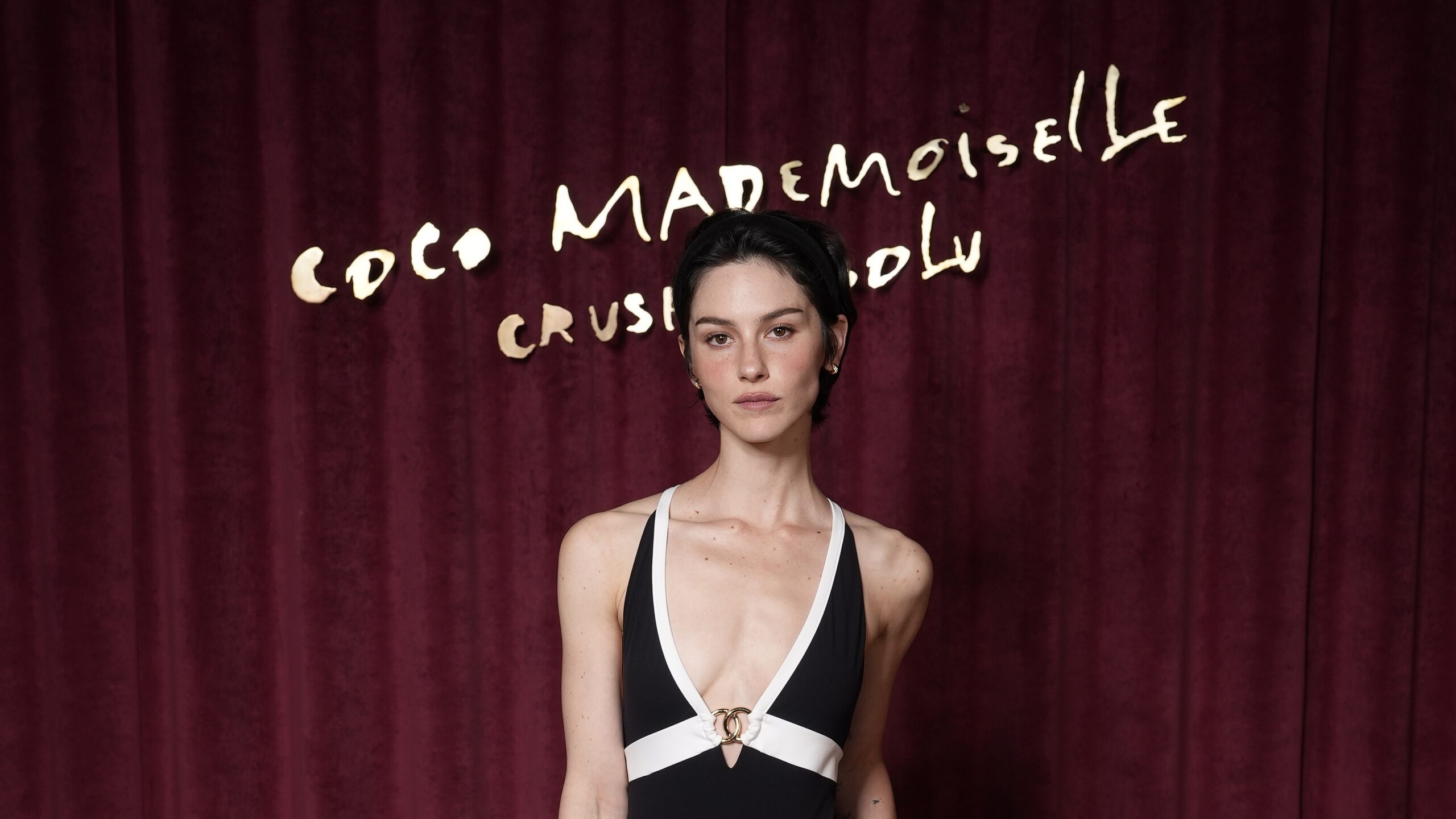 Молодые сердца зажигают на эффектной вечеринке CHANEL Coco Mademoiselle в Париже