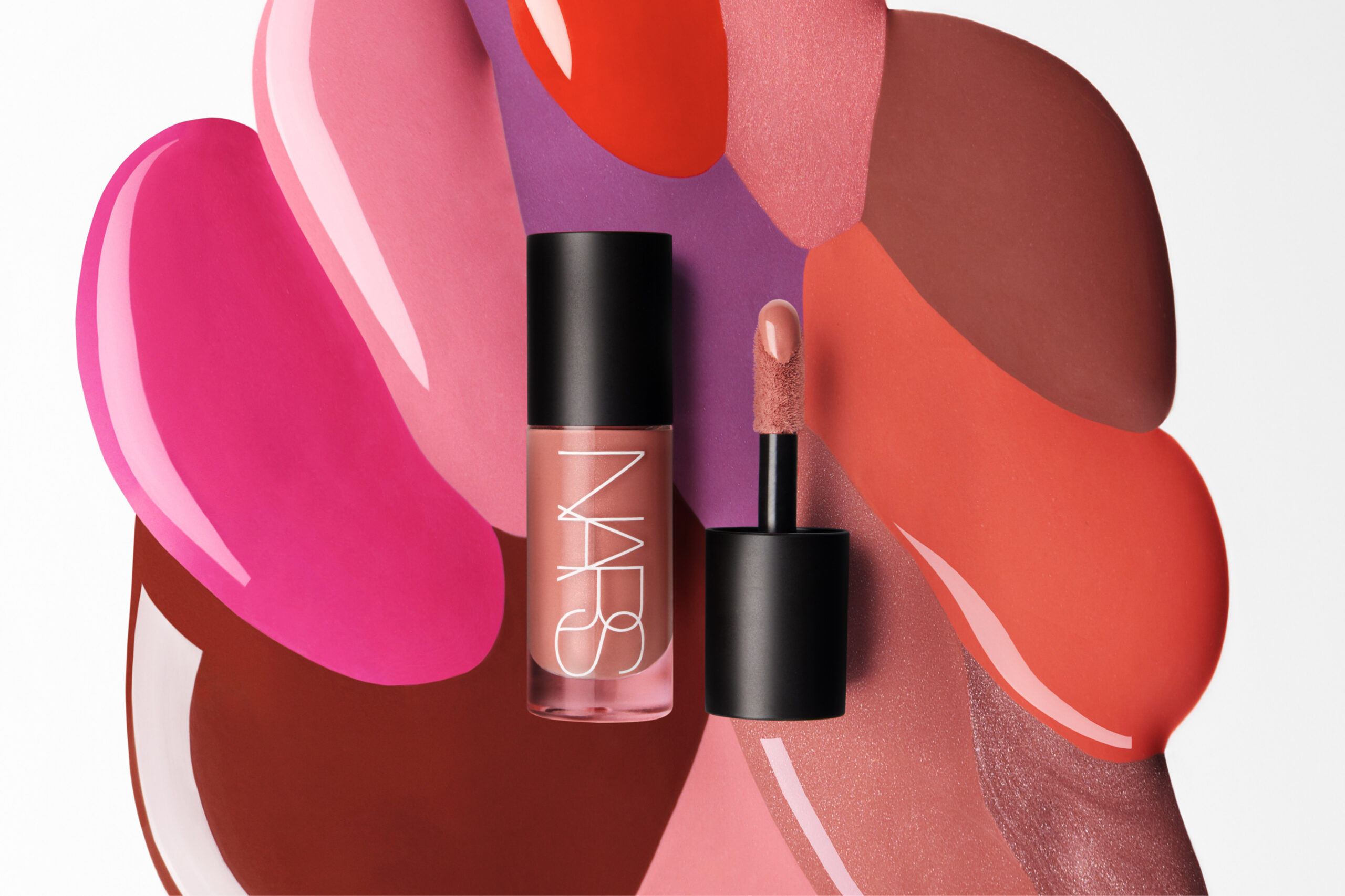 NARS выпустил жидкий румянец Insatiable